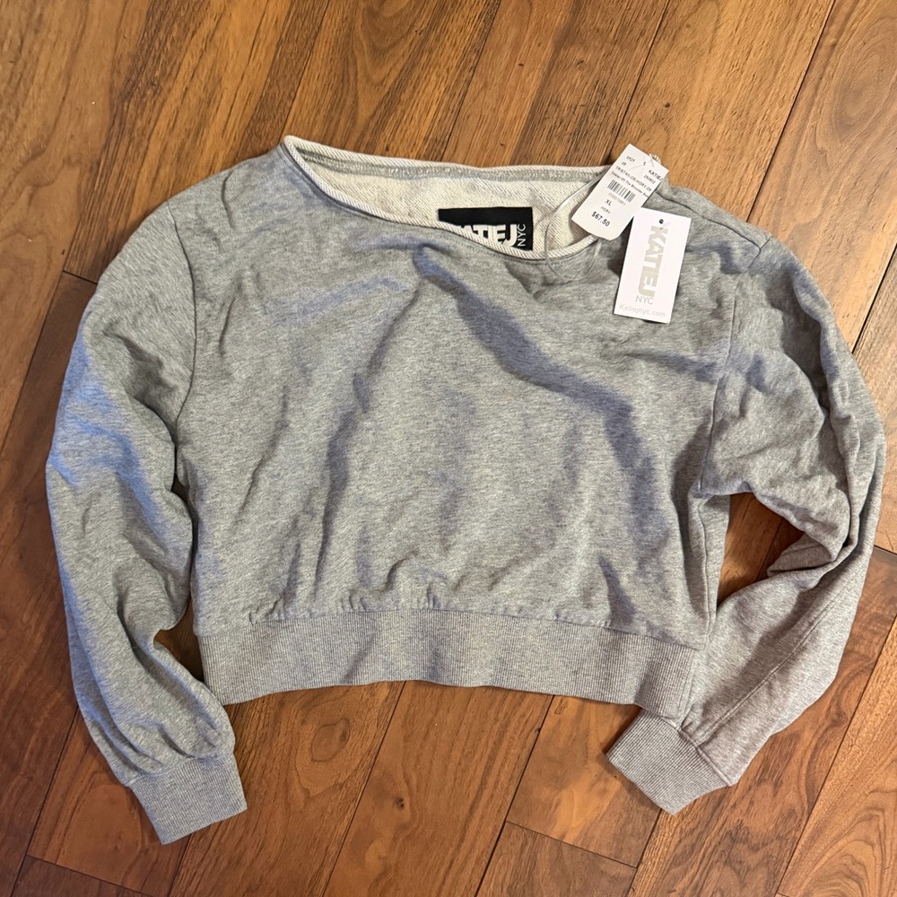 Katie J NYC Heather Gray Pullover Top